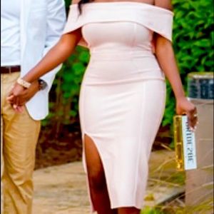 House of CB fitted dress in blush pink.